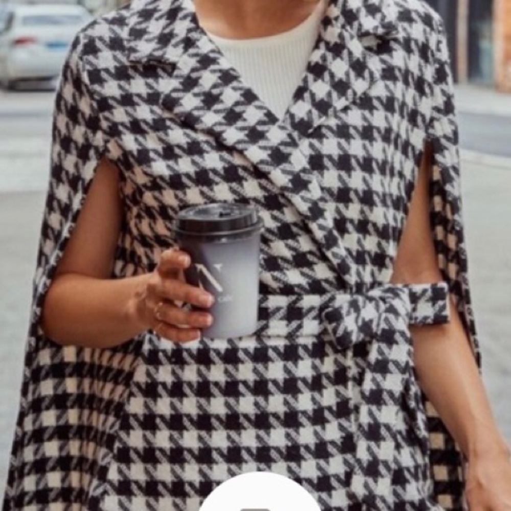 Houndstooth cape/coat XL. NWT